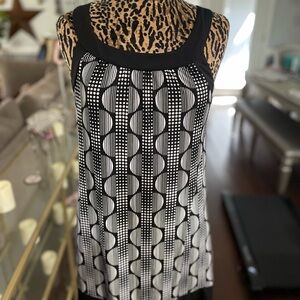 Black and White Patterned Women's Top